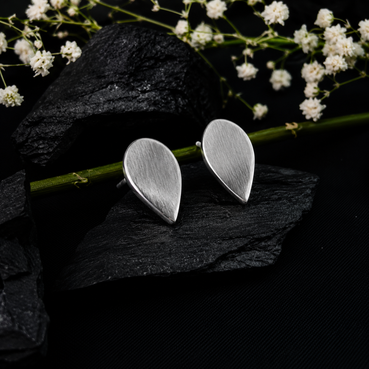 ChatGPT Image May 18, 2026, 10_07_07 PM Elegant Leaf Shape Silver Tops for Women - Image 1