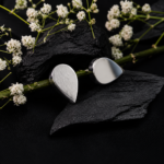 Elegant Leaf Shape Silver Tops for Women - Image 3