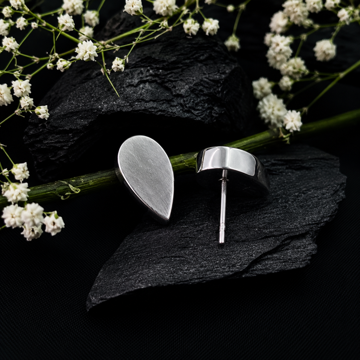 Elegant Leaf Shape Silver Tops for Women - Image 4