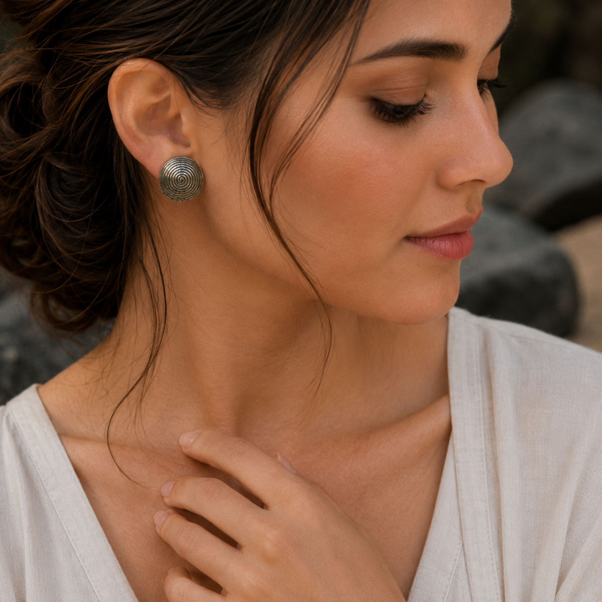 Classic Spiral Round Silver Tops for Women - Image 2