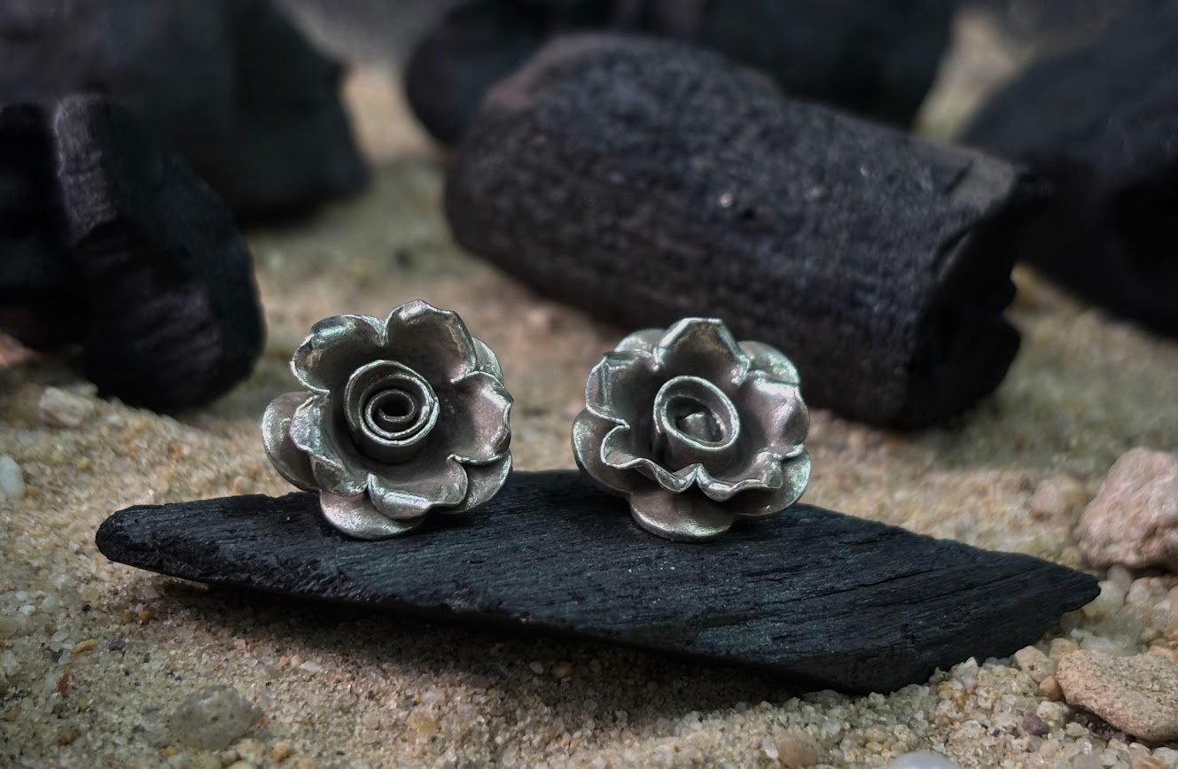 IMG_8698 Luxury Rose Flower Silver Tops for Women - Image 1