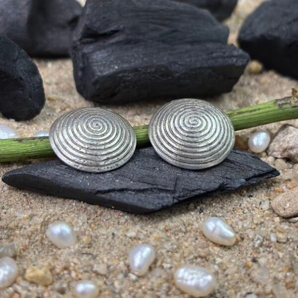 Classic Spiral Round Silver Tops for Women
