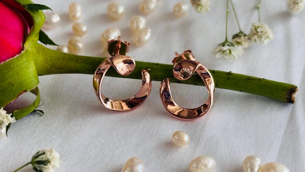 Classic Twisted Hoop Silver Tops for Women - Image 3