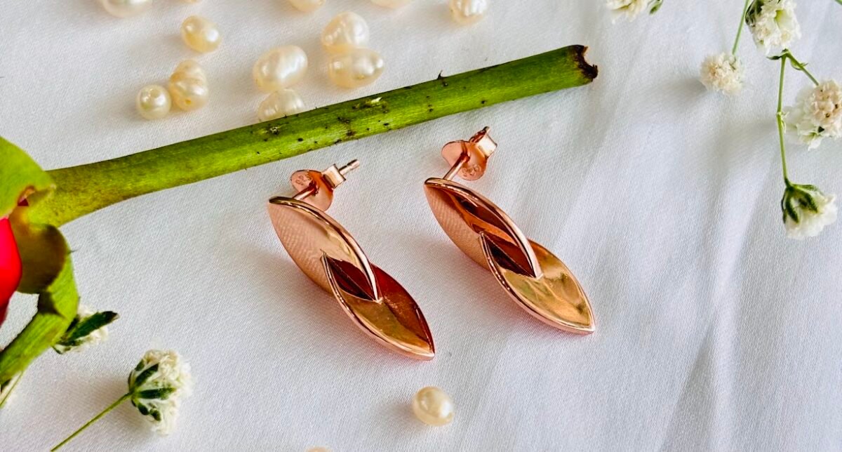 Elegant Leaf Drop Silver Tops for Women - Image 4