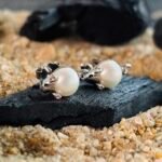 Crown Setting Pearl Stud Earrings in Rhodium Silver - Image 2