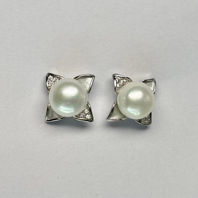TPS-PE-009-1 Four-Point Star CZ Pearl Stud Earrings in Rhodium Silver - Image 1