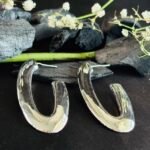 Wavy Oblong Hoop Earrings in Rhodium Silver - Image 2