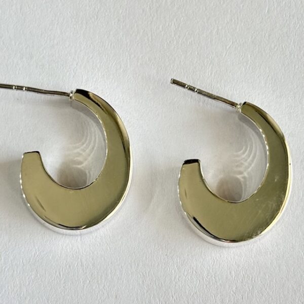 Tapered C-Hoop Earrings in Rhodium Silver